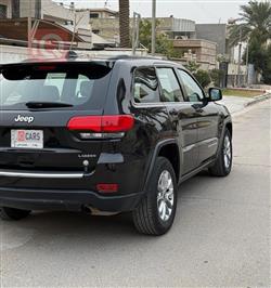 جیپ گراند شیرۆکی